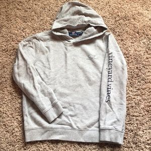 Vineyard vines youth sweatshirt size medium, 12-14